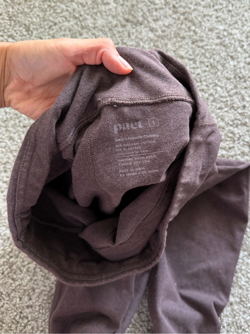 Pact On the Go-To Organic Cotton Leggings in the shade Chocolate Heather - Picture 5 of 7